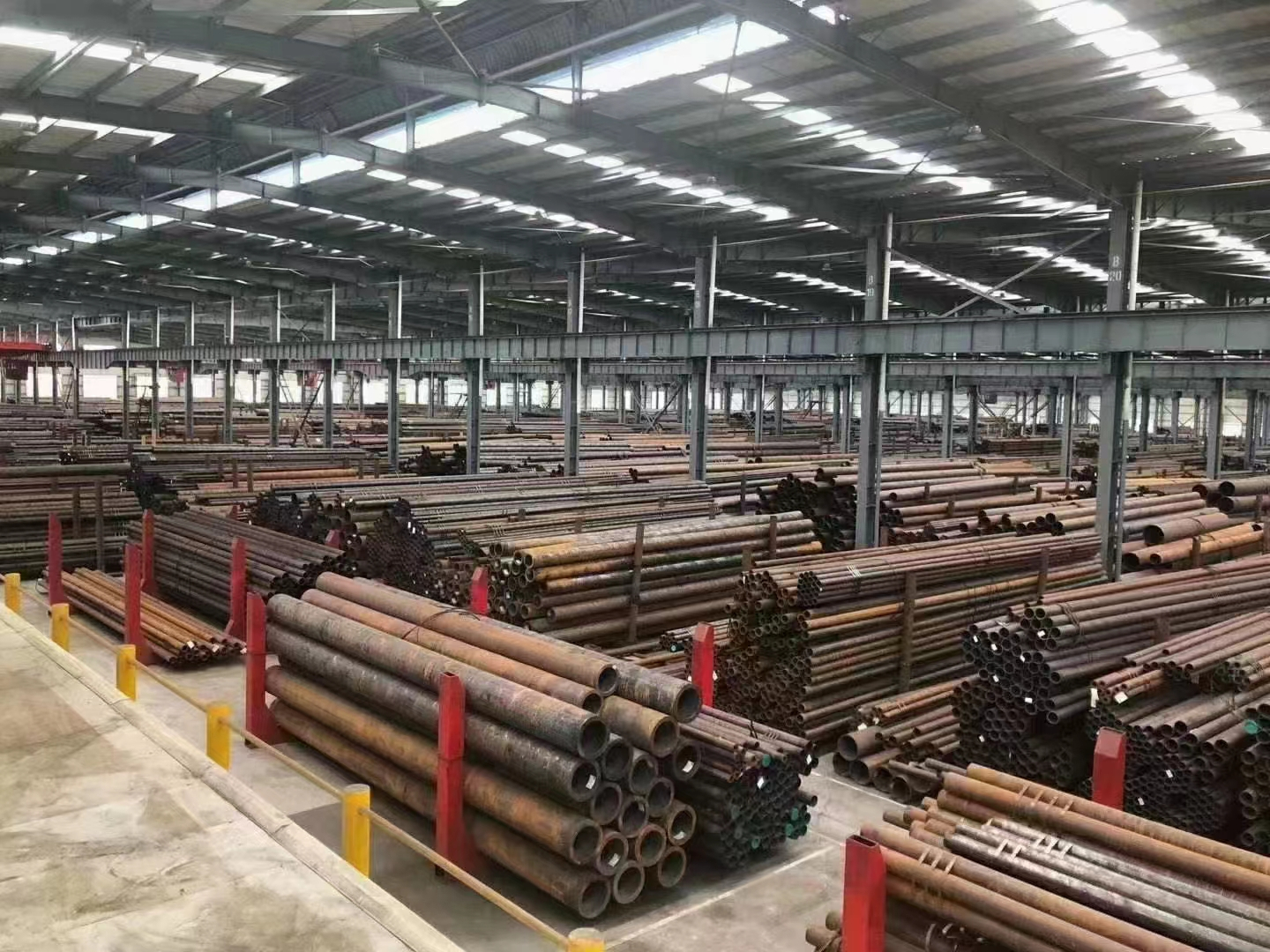 哪些材質才適合做精密無縫鋼管呢?